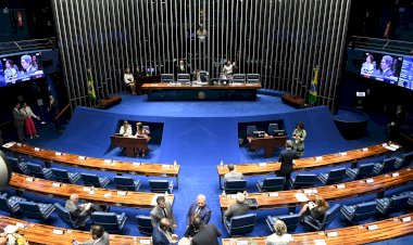 Senado aprova bolsa para apoiar permanência de alunos em universidades