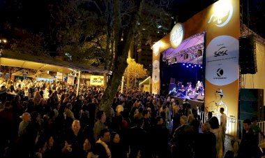 Minas ao Luar traz show da banda 14 Bis a Viçosa em agosto