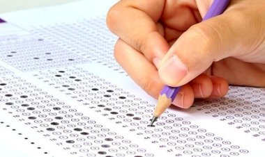 UFV tem editais abertos para concursos de professor e técnico de laboratório