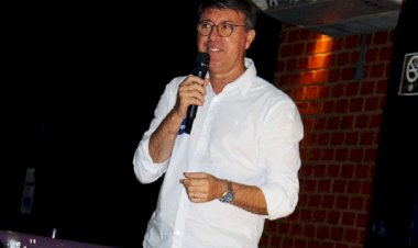 Rogério Ferreira registra candidatura à prefeitura de Ubá