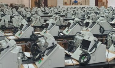 Cartórios eleitorais já estão preparando as urnas eletrônicas para as Eleições 2024