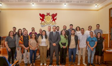 UFV dá boas-vindas a novos servidores em cerimônia no Salão Nobre