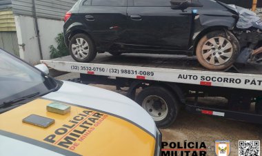 Carro roubado no Rio de Janeiro é apreendido em Rio Pomba