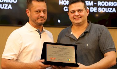 Câmara homenageia ex-chefe da Defesa Civil