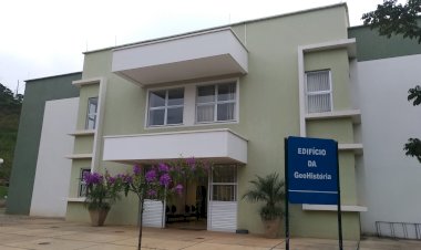 Técnica da UFV lança livro sobre elites mineiras e Parlamento brasileiro