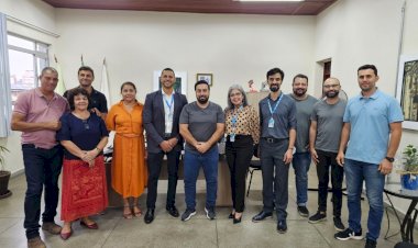 Prefeito discute com a Caixa adesão ao Minha Casa Minha Vida