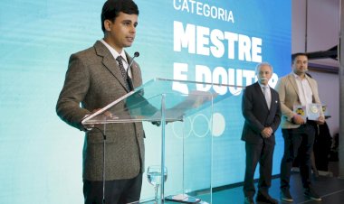 Pesquisador da UFV conquista 30º Prêmio Jovem Cientista