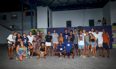 Grupo de dança viçosense que foi à Bahia se apresenta na região