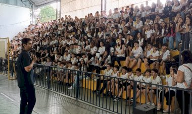 Escolas de Viçosa recebem projeto de conscientização sobre o esporte
