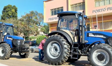 Porto Firme adquire mais dois tratores para setor municipal agrícola