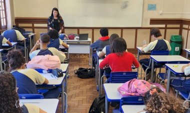 Estudantes da rede estadual realizam terceiro teste de redação para o Enem nesta quarta