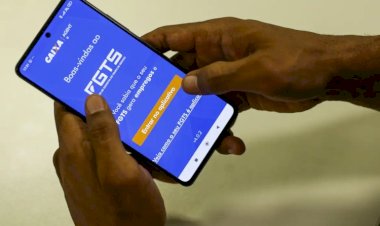 Trabalhadores recebem lucro do FGTS