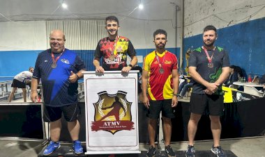 Mesatenistas da ATMV brilham em torneio
