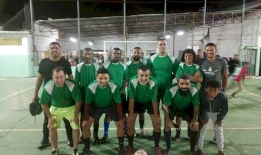Copa Paradão de Futsal teve jogos no Fundão