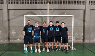 Jevs fecham primeira semana com seis partidas na Praça de Esportes