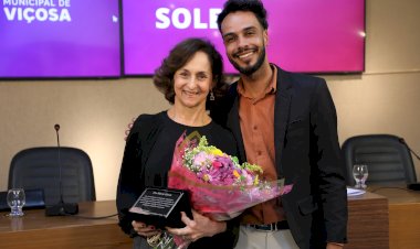 Médica fundadora da nefrologia do HSJB é homenageada na Câmara de Viçosa