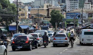 CRLV para placas de finais 7, 8, 9 e 0 passa a ser cobrado em Minas neste sábado