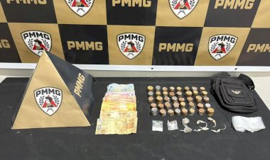 PMMG apreende drogas e dinheiro em residência em Ervália