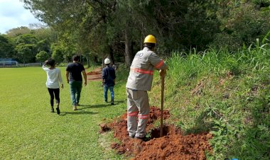 Prefeitura de Viçosa inicia iluminação de campos de futebol