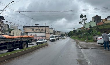 Interdição da Ponte do Silvestre gera engarrafamentos na MGC-120 em Viçosa