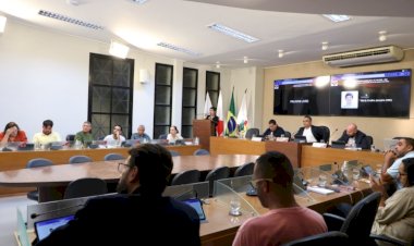 Câmara de Viçosa aprova recomposição salarial de 4,26% para servidores e vereadores
