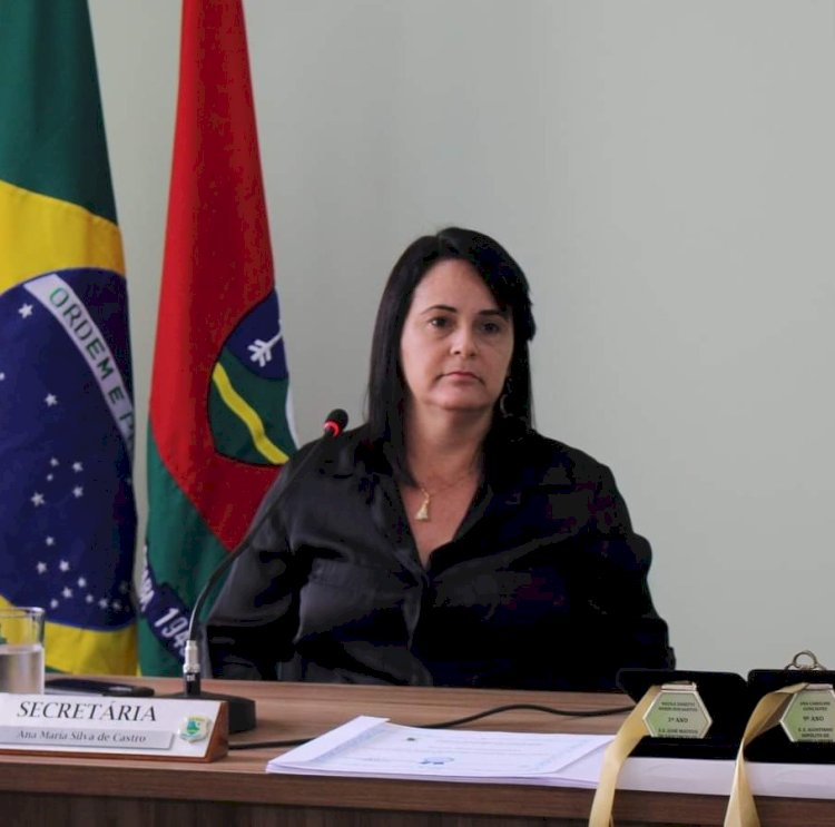 Ana Maria registra candidatura à prefeitura de Guaraciaba