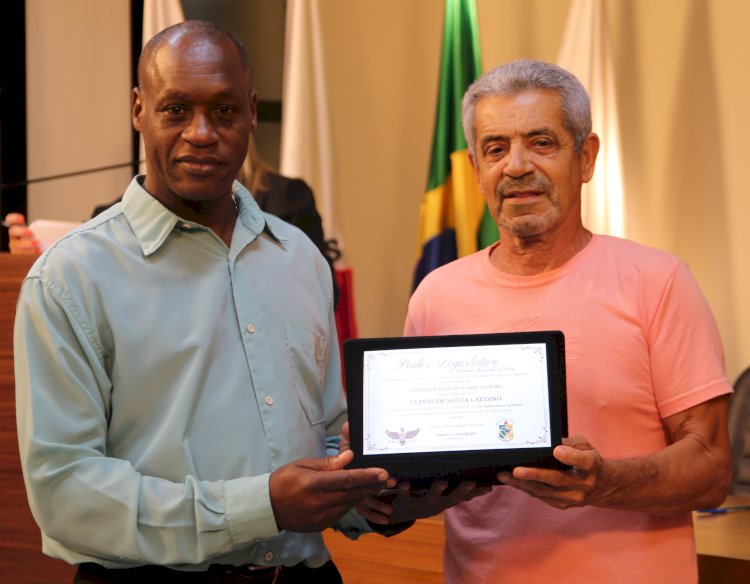 Cidadão é homenageado na Câmara de Viçosa por contribuições esportivas