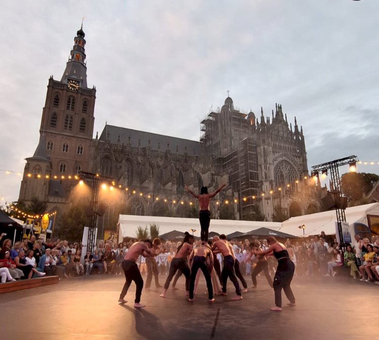 Grupo Impacto seleciona bailarinos para tour internacional