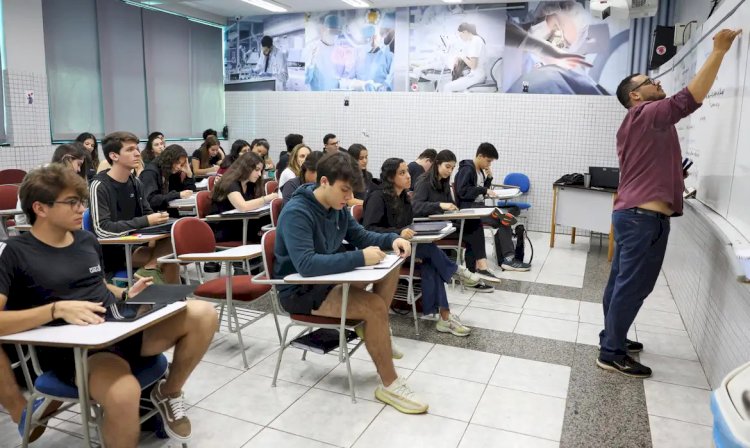 Pé-de-Meia Licenciaturas: últimos dias de cadastro para bolsa de R$ 1 mil