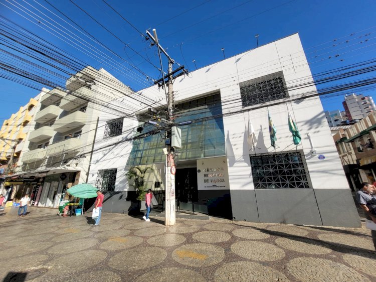 Câmara de Viçosa abre concurso com 13 vagas