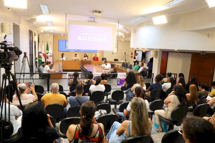 Autismo e seus estigmas foi tema de audiência na Câmara de Viçosa