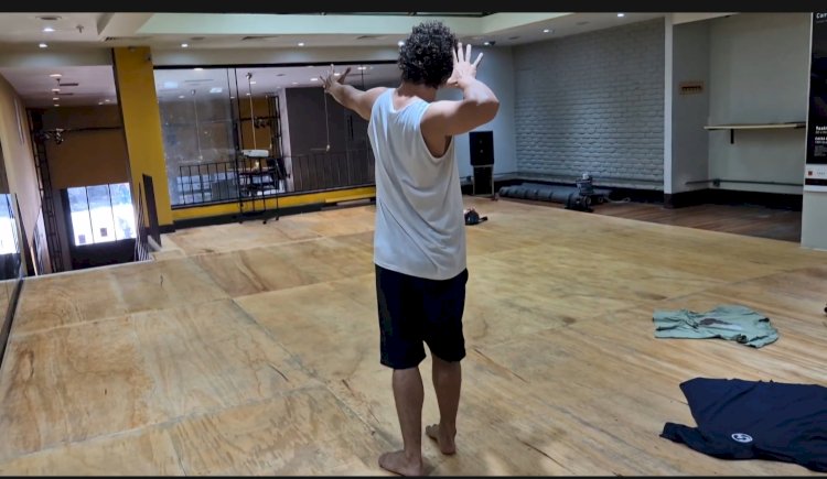 Bailarino viçosense levará solo de dança a escolas municipais