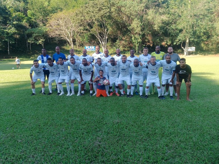 Jogo único fecha fase de classificação do Torneio de Veteranos