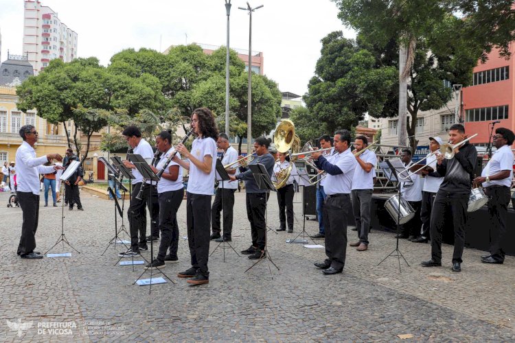 Lira Santa Rita abre inscrições para aulas gratuitas de flauta doce infantil e para novos músicos