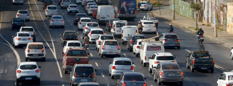 Governo de Minas abre parcelamento do IPVA 2025 vencido