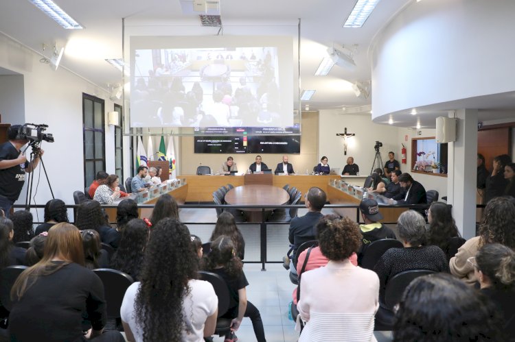 Câmara aprova novas regras para o programa Família Acolhedora