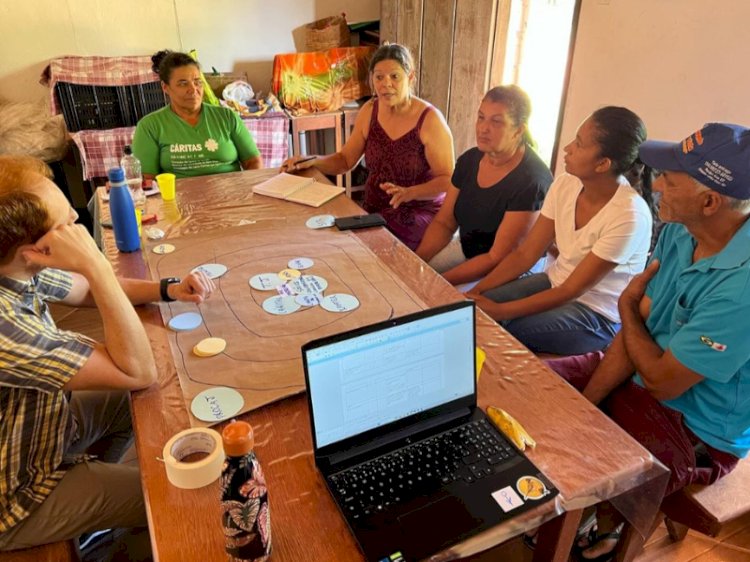 UFV assina acordo com entidade social para novos estudos em economias solidárias