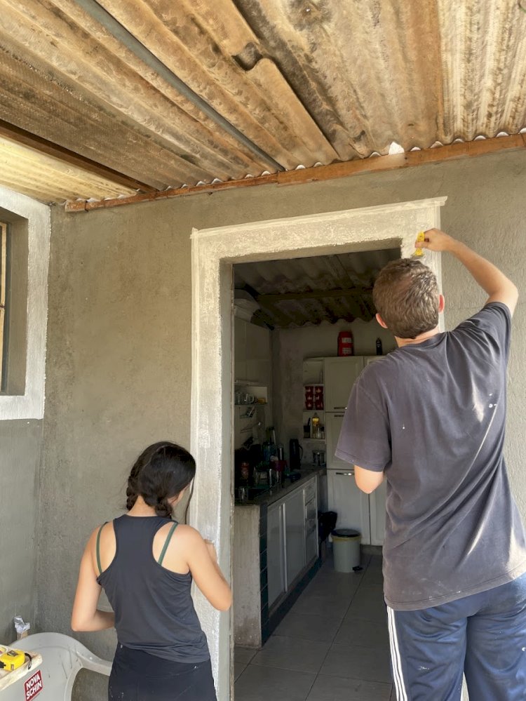 Projeto da UFV realiza pinturas gratuitas nas comunidade de Viçosa e microrregião