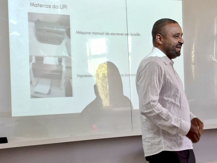UFV tem primeiro trabalho de conclusão de curso defendido por estudante cego