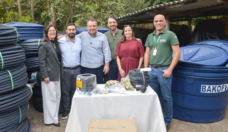 Viçosa recebe kits de irrigação durante reinauguração da sede da Emater