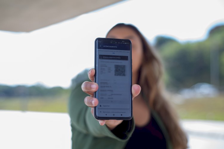 Governo de Minas divulga calendário do licenciamento de veículos de 2025