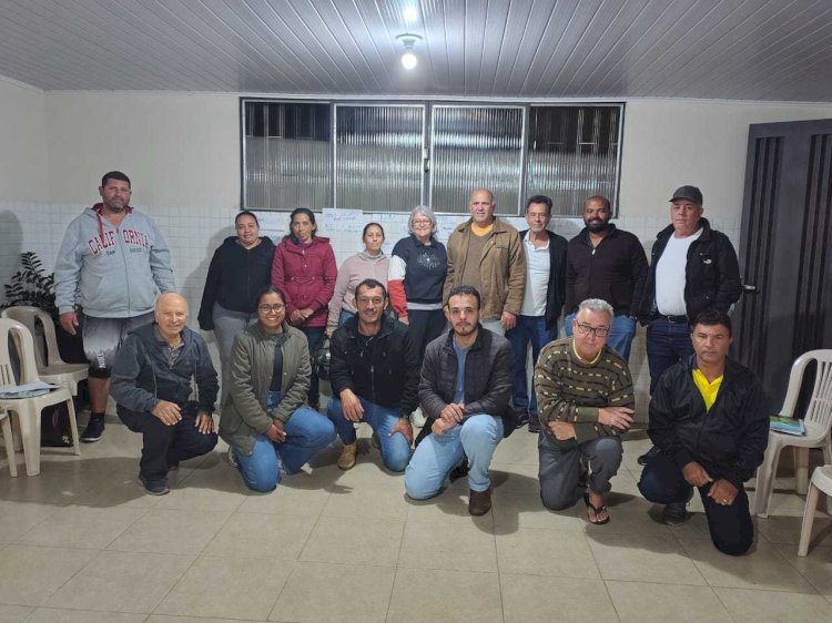 Prefeitura e moradores do Bairro Silvestre discutem retorno da Feira Livre
