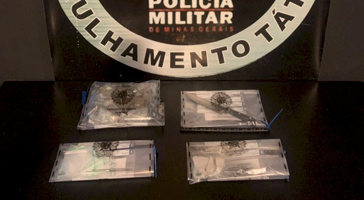 Polícia apreende drogas no Centro de Teixeiras