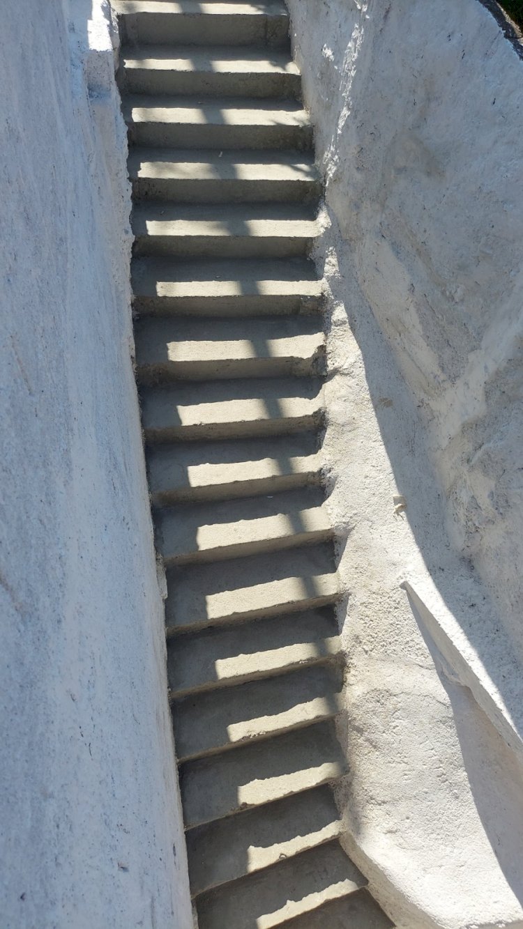 Escadaria no Bairro de Fátima passa por revitalização