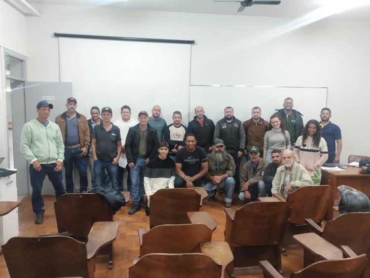 Cooperativa de apicultores nasce para fortalecer produção de mel e própolis