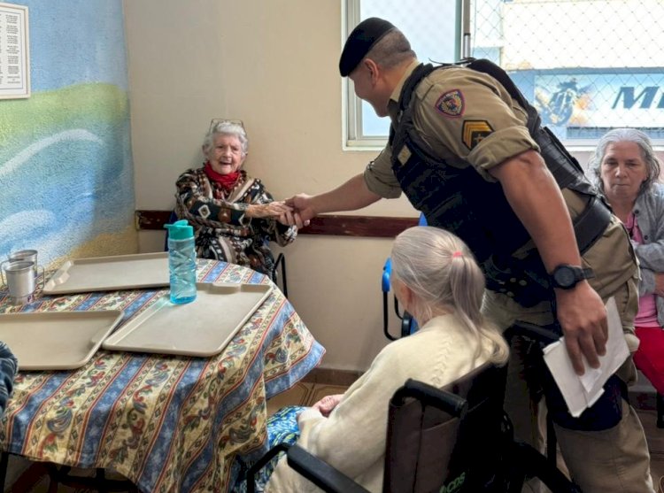 PMMG faz visita e doações ao Lar dos Velhinhos de Viçosa