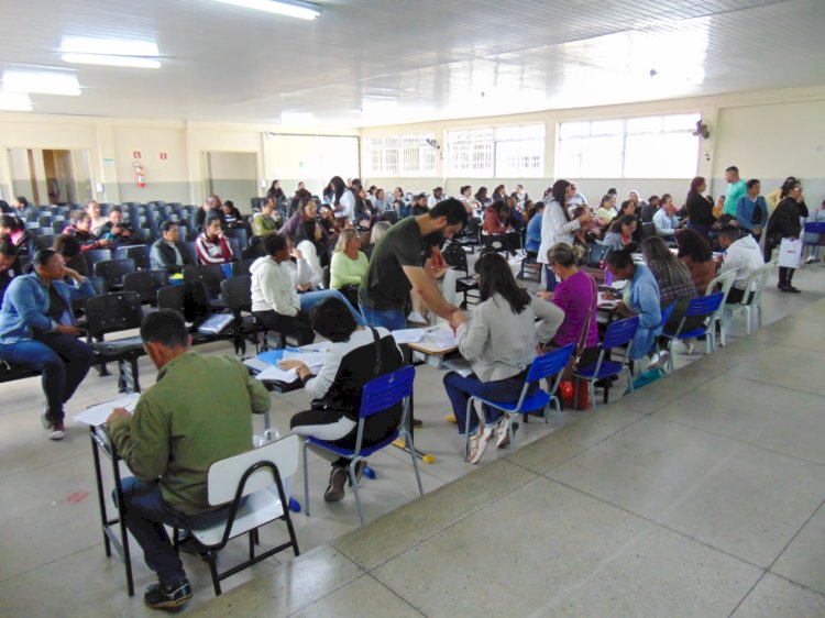 Prefeitura de Viçosa convoca profissionais para vagas temporárias na educação