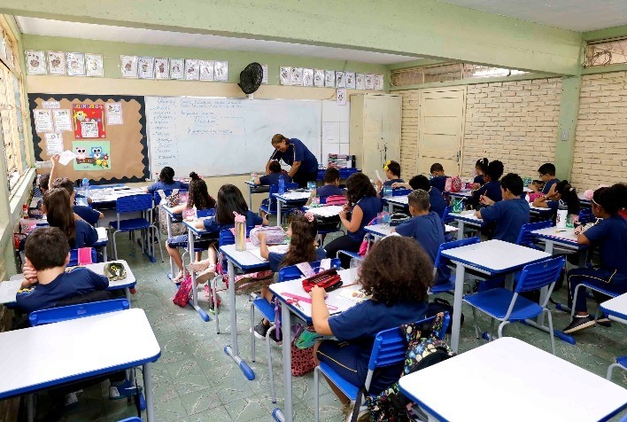 Governo de MG oferece cursos gratuitos para profissionais da rede estadual de ensino