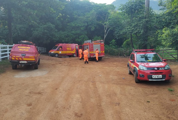 Bombeiros localizam atleta que se perdeu em trilha na Serra do Padeiro em Guarani