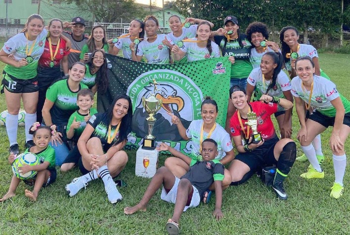 Meninas do Viçosa Futebol Clube são campeãs na Colônia